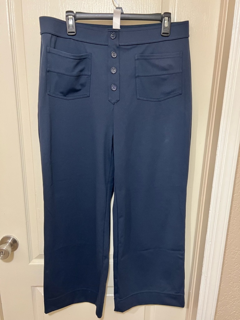 Halara Petite DayStretch High Waisted Pockets Straight Leg Casual Pants